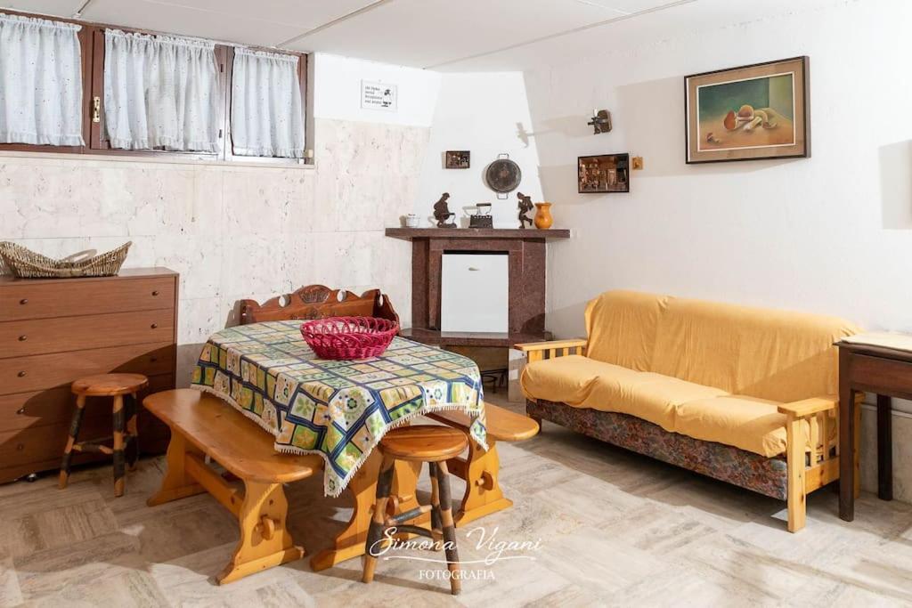 Letizia Lake House - Lovere Bagian luar foto